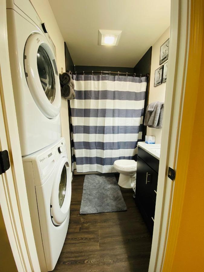 Beautiful 2 Bedroom 1 Bath Apartment With Private Garage Anchorage Exterior photo
